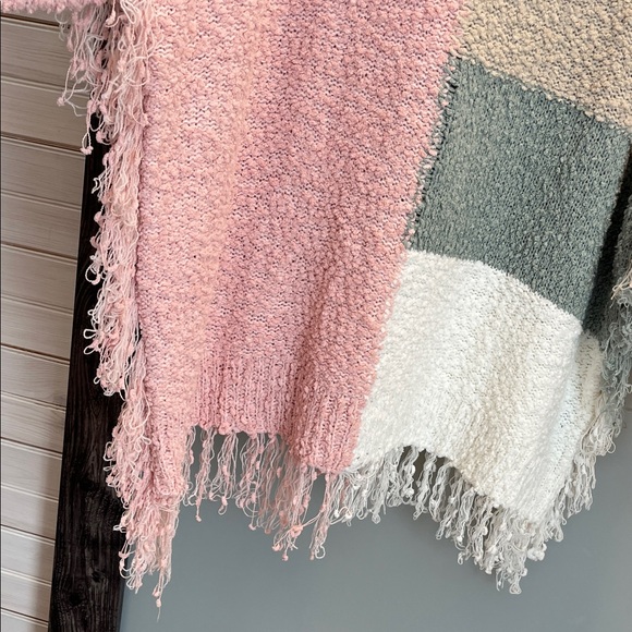 POL Women's Patchwork Sweater - Pink, Cream, Green NWOT - Picture 3 of 4